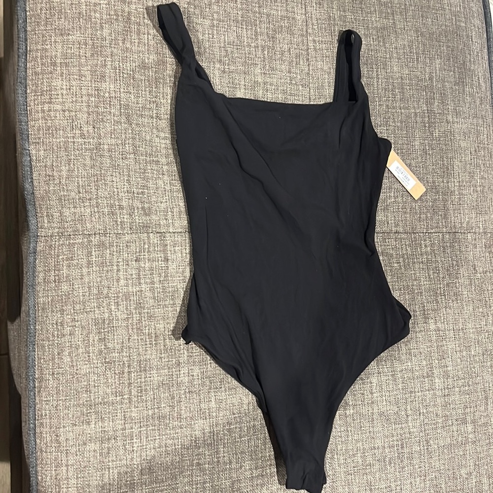 Skims Fits Everybody Square Neck Bodysuit